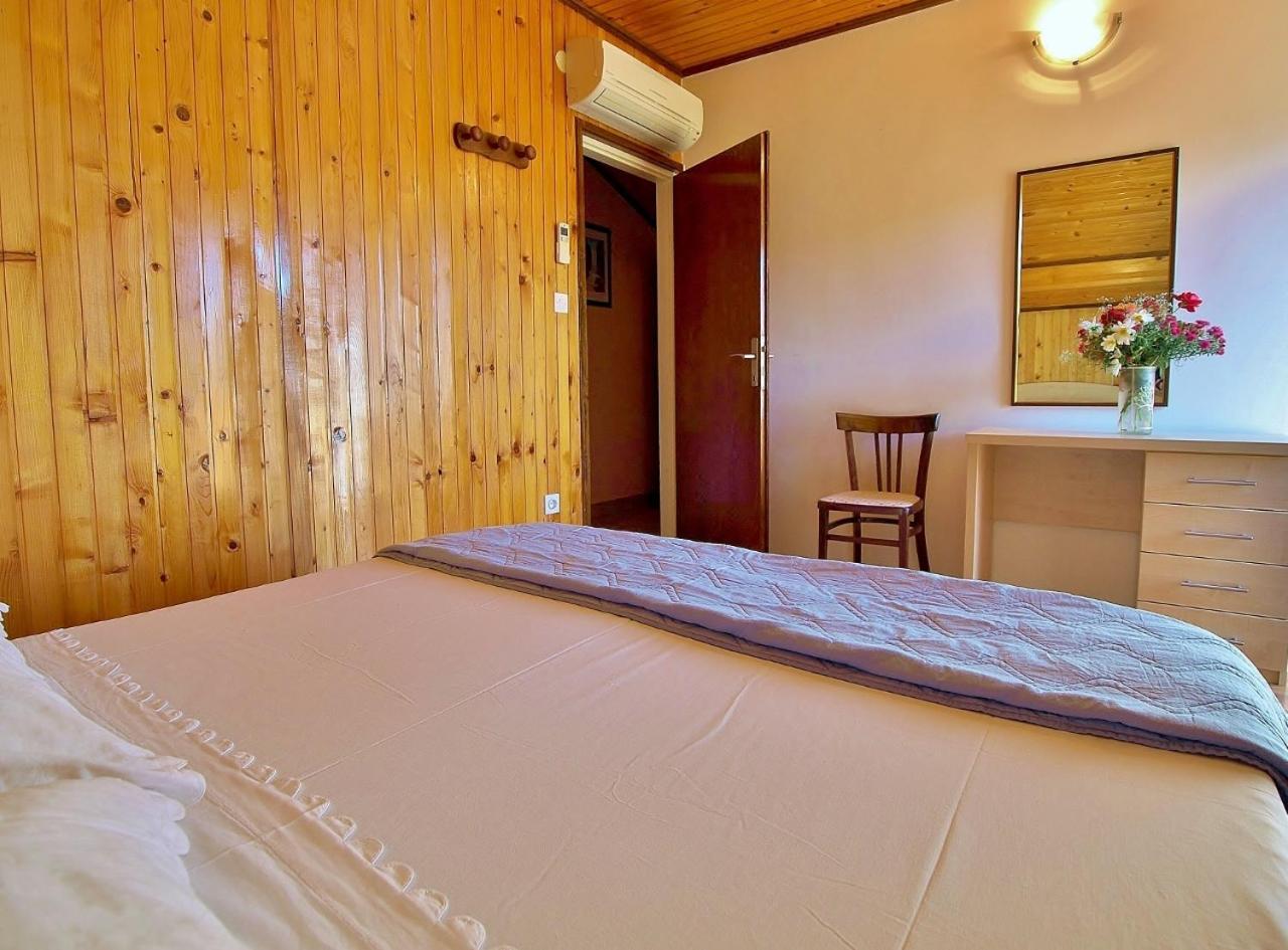 Apartments By The Sea Supetarska Draga - Donja, Rab - 4954 객실 사진